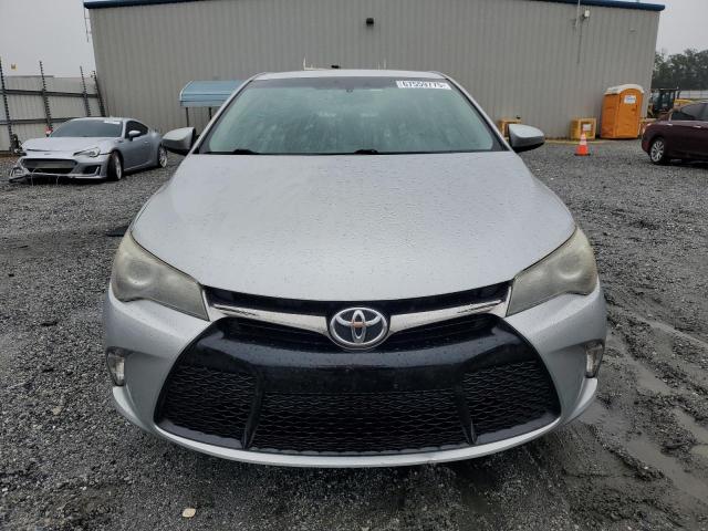 4T1BF1FK6HU802316 - 2017 TOYOTA CAMRY LE SILVER photo 5