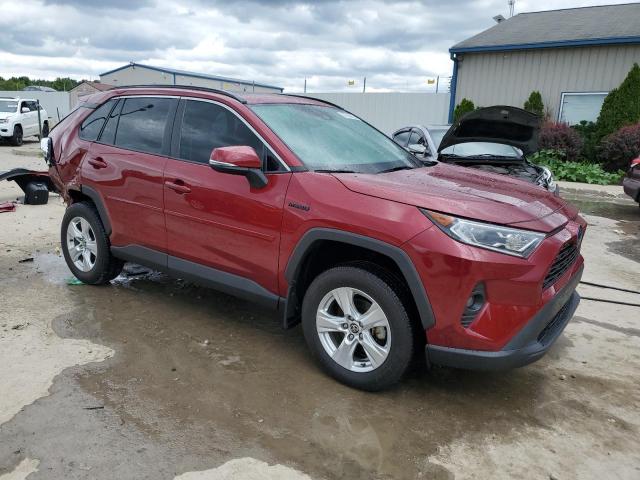 4T3R6RFV7MU030787 - 2021 TOYOTA RAV4 XLE 红色 照片 4