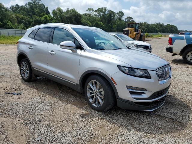 5LMCJ2C9XKUL18910 - 2019 LINCOLN MKC SELECT ვერცხლისფერი ფოტო 4