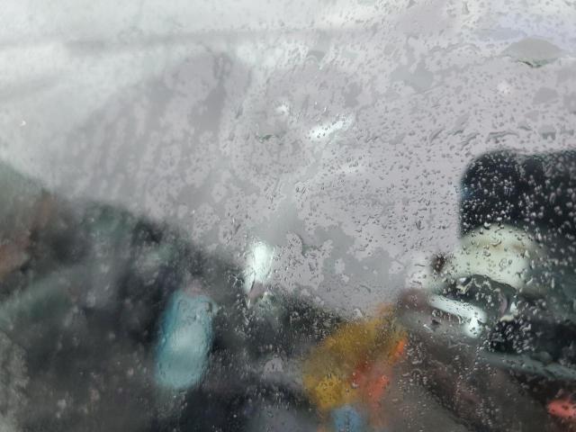 1G1ZC5E18BF229094 - 2011 CHEVROLET MALIBU 1LT SILVER photo 9