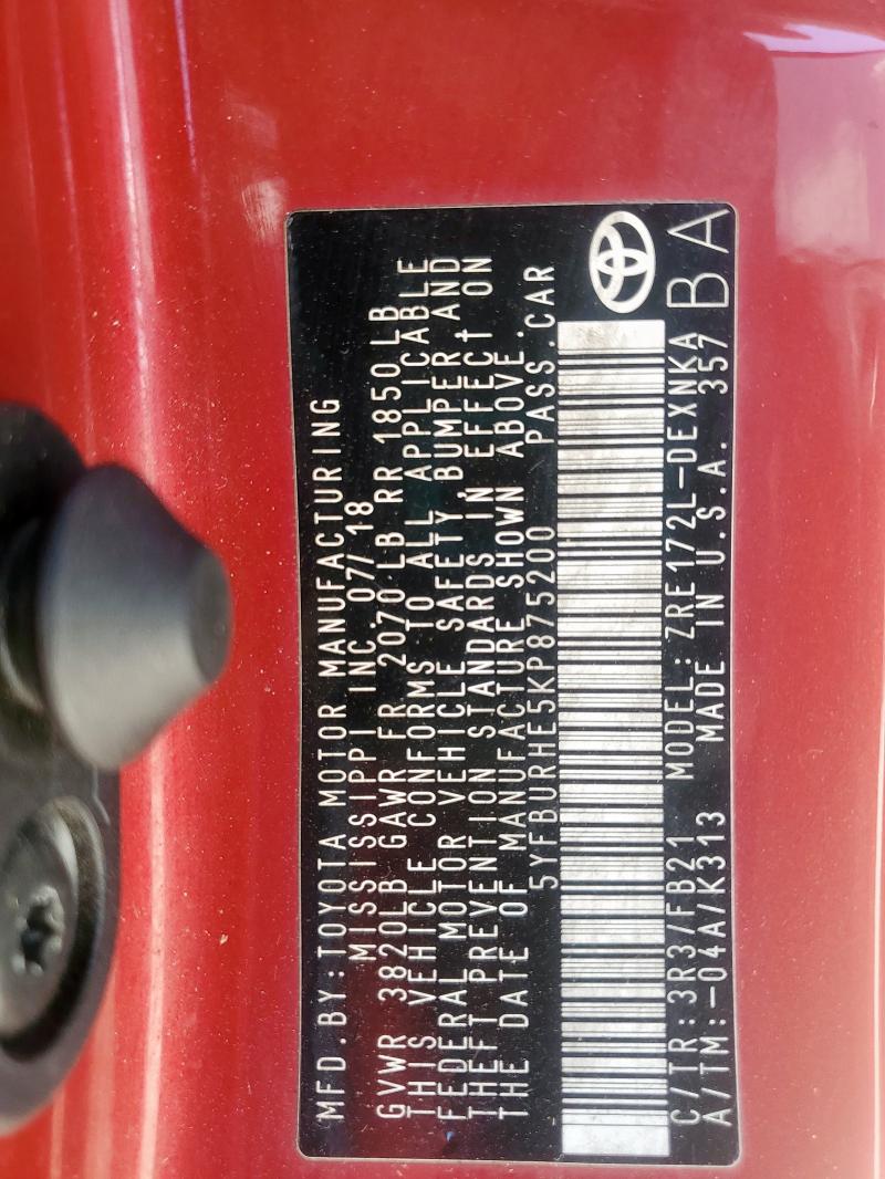 5YFBURHE5KP875200 - 2019 TOYOTA COROLLA LE L RED photo 13