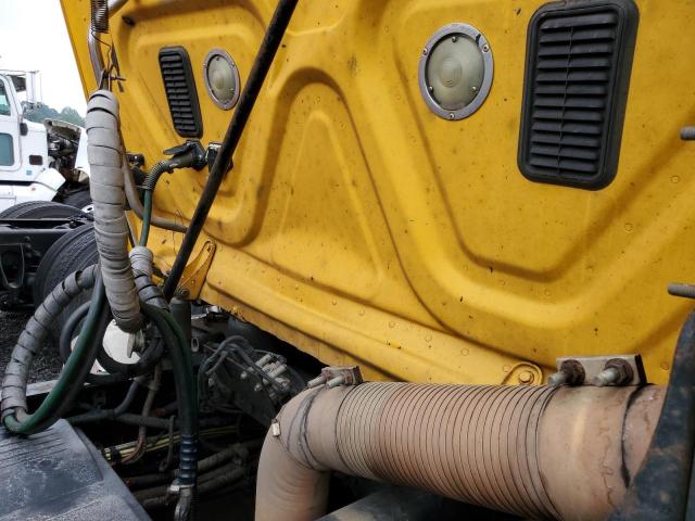 1FUJGEDV9CSBD2760 - 2012 FREIGHTLINER CASCADIA 1 Դեղին լուսանկար 6