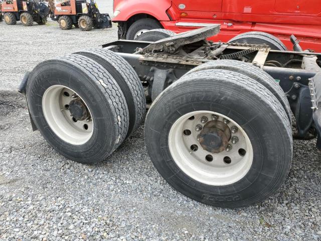 1FUJGEDV9CSBD2760 - 2012 FREIGHTLINER CASCADIA 1 Դեղին լուսանկար 9