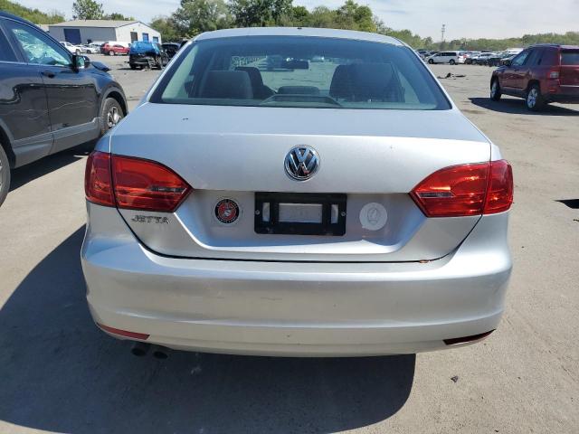 3VW1K7AJXEM335704 - 2014 VOLKSWAGEN JETTA BASE 银色 照片 6