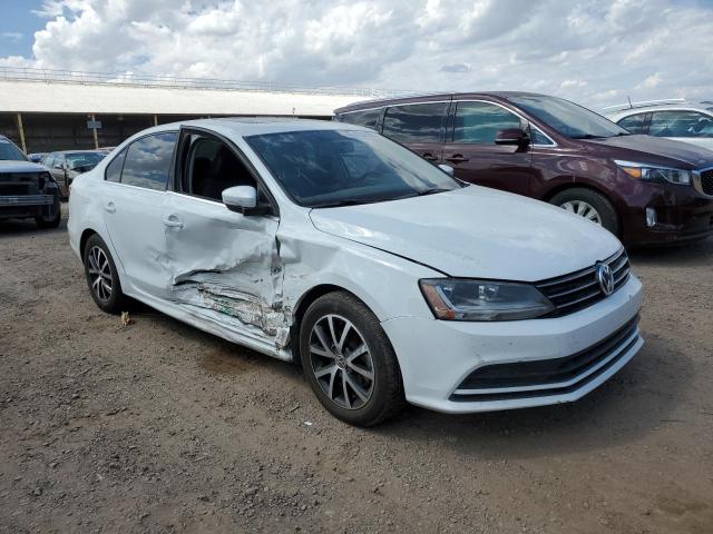 3VWDB7AJ4HM308676 - 2017 VOLKSWAGEN JETTA SE TAN photo 4