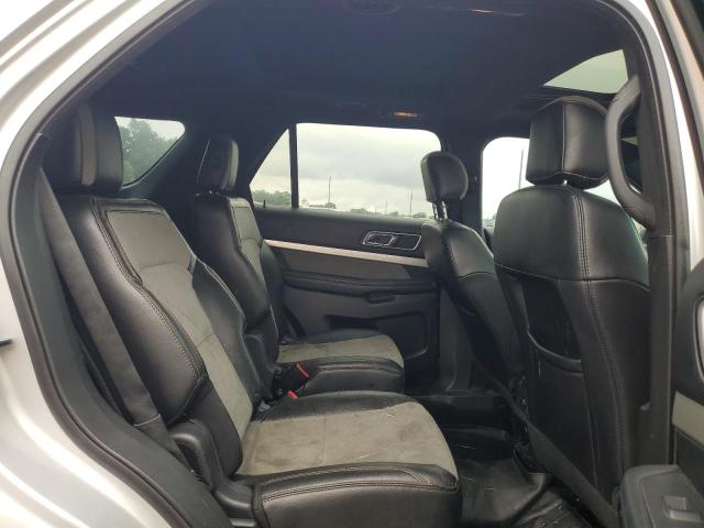 1FM5K7D89HGA03180 - 2017 FORD EXPLORER XLT 银色 照片 11