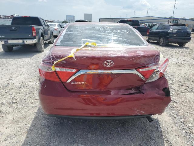 4T1BF1FK5HU629548 - 2017 TOYOTA CAMRY LE RED photo 6
