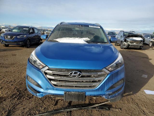 KM8J3CA28JU688736 - 2018 HYUNDAI TUCSON VALUE BLUE photo 5