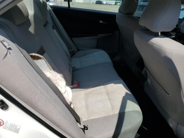 4T1BF1FK6CU518273 - 2012 TOYOTA CAMRY BASE WHITE photo 10