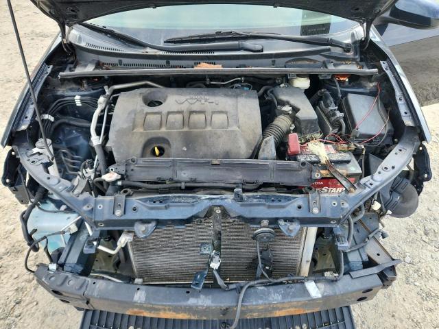 2T1BURHE1JC019455 - 2018 TOYOTA COROLLA L BLUE photo 11