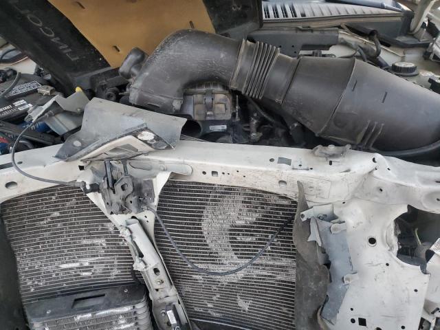 5LMFU28586LJ28657 - 2006 LINCOLN NAVIGATOR 白色 照片 12