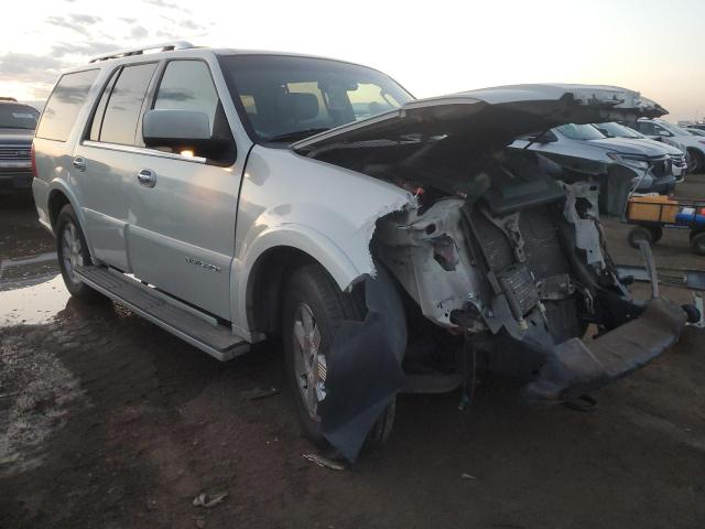 5LMFU28586LJ28657 - 2006 LINCOLN NAVIGATOR 白色 照片 4