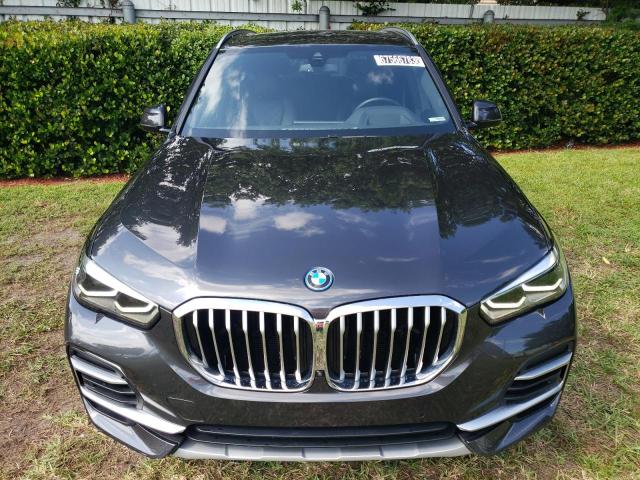 5UXTA6C03P9N52346 - 2023 BMW X5 XDRIVE45E GRAY photo 5