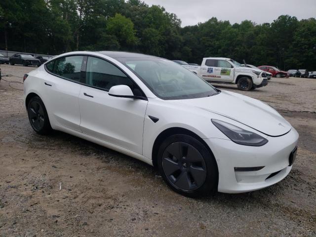 5YJ3E1EB2MF061792 - 2021 TESLA MODEL 3 白色 照片 4