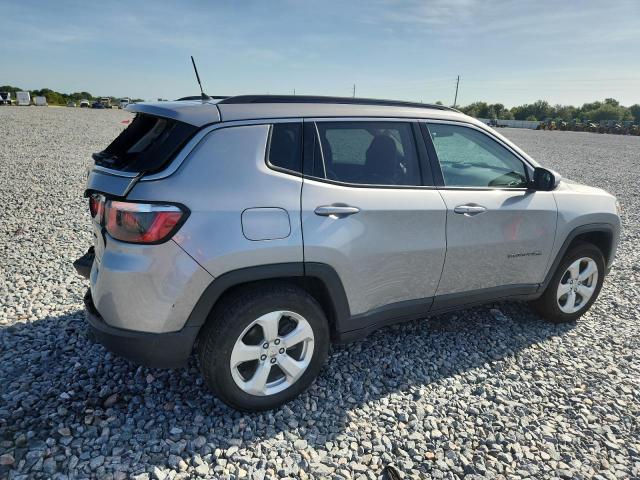 3C4NJDBB2HT680569 - 2017 JEEP COMPASS LATITUDE Gümüş foto 3