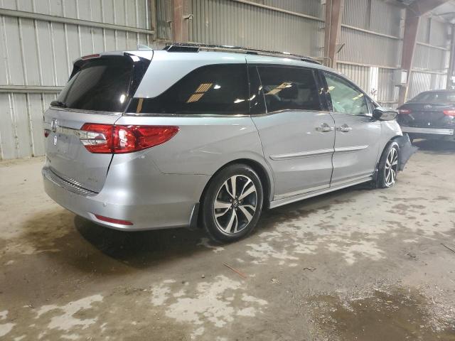 5FNRL6H92JB080960 - 2018 HONDA ODYSSEY ELITE SILVER photo 3