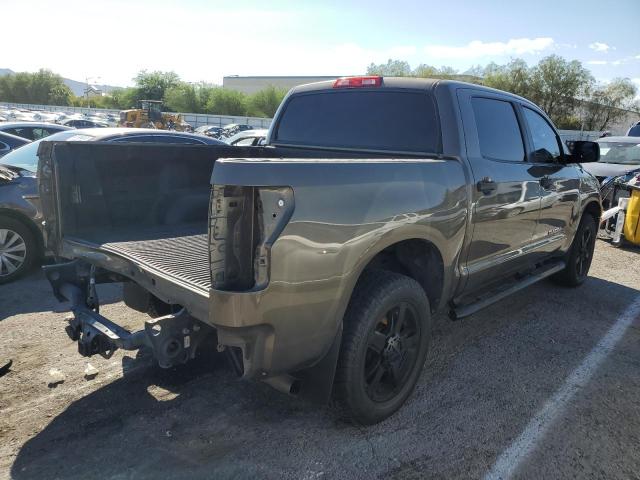 5TFDM5F18CX037456 - 2012 TOYOTA TUNDRA CREWMAX SR5 GRAY photo 3