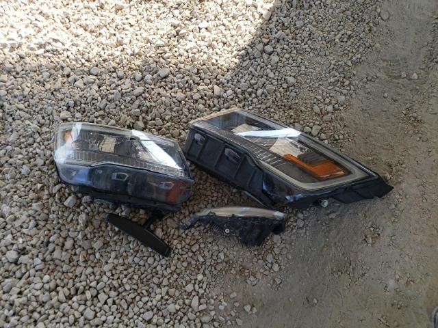 1FM5K8GT9JGB65211 - 2018 FORD EXPLORER SPORT أبيض صورة 13