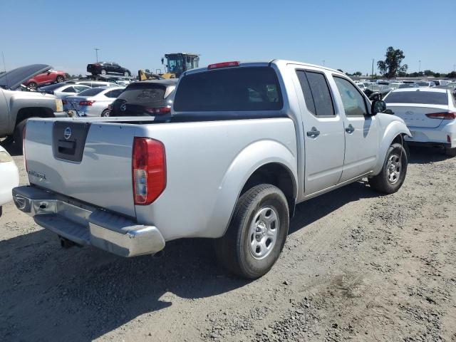 1N6AD0ER9FN768083 - 2015 NISSAN FRONTIER S SILVER photo 3