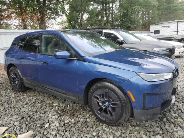WB523CF00RCN33157 - 2024 BMW IX XDRIVE50 BLUE photo 4