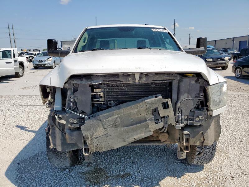 3C6UR5CJ1JG155962 - 2018 RAM 2500 ST WHITE photo 5