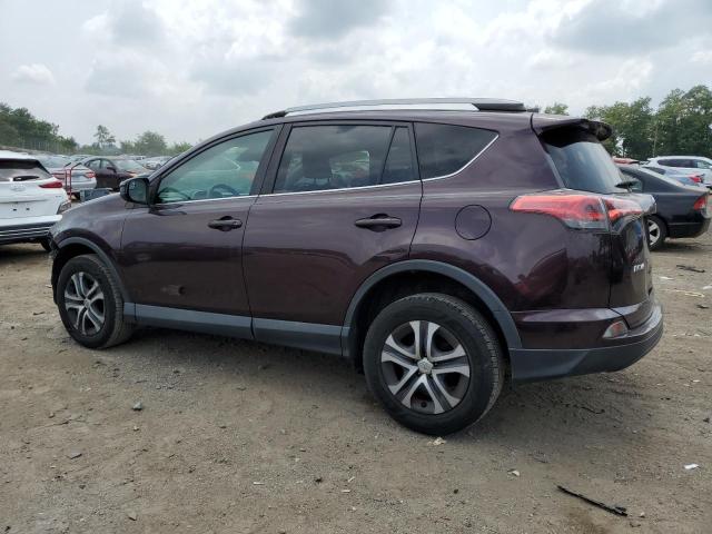 2T3BFREV4HW577069 - 2017 TOYOTA RAV4 LE أرجواني صورة 2