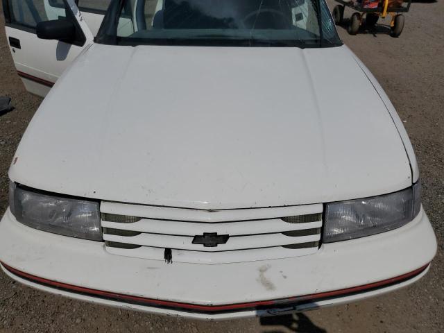 2G1WN54T8N1138368 - 1992 CHEVROLET LUMINA EURO WHITE photo 11