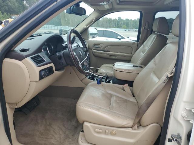 1GYFC26269R116621 - 2009 CADILLAC ESCALADE ESV LUXURY Սպիտակ լուսանկար 7