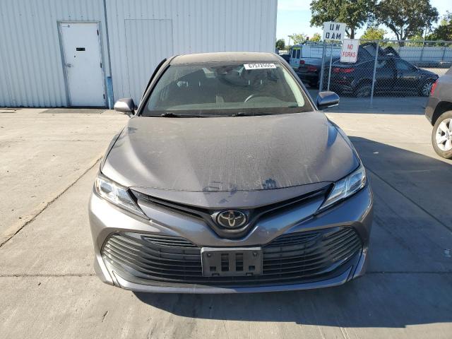 4T1B11HK9KU818853 - 2019 TOYOTA CAMRY L GRAY photo 5