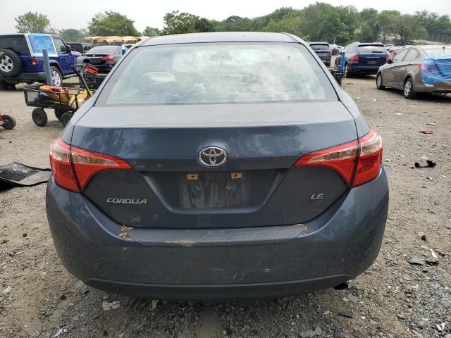 5YFBURHE5JP773832 - 2018 TOYOTA COROLLA L გრაფიტი ფოტო 6