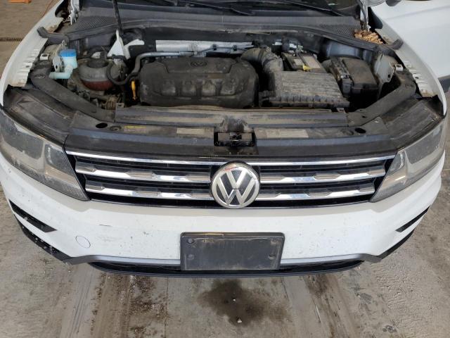 3VV2B7AX5JM097557 - 2018 VOLKSWAGEN TIGUAN SE Белый фото 12