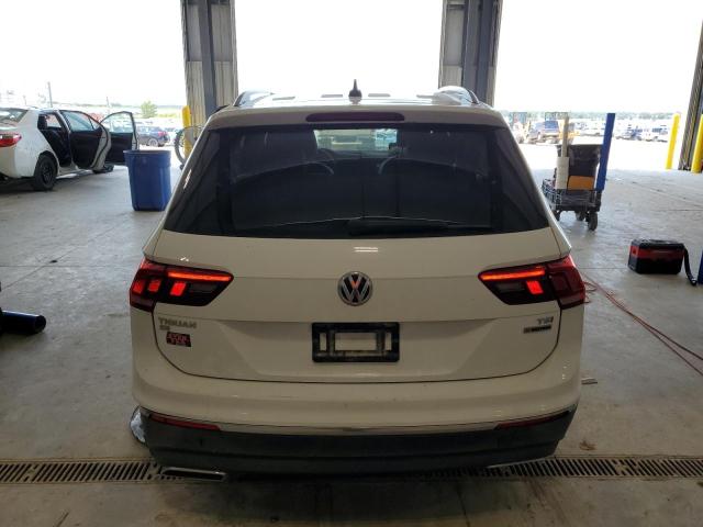 3VV2B7AX5JM097557 - 2018 VOLKSWAGEN TIGUAN SE Белый фото 6