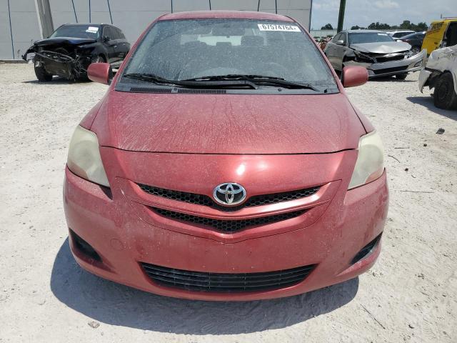 JTDBT923571112812 - 2007 TOYOTA YARIS RED photo 5