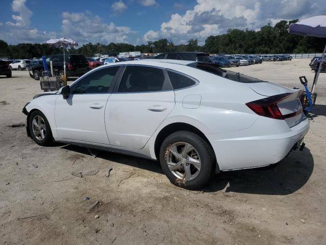 5NPEG4JA2MH063013 - 2021 HYUNDAI SONATA SE WHITE photo 2