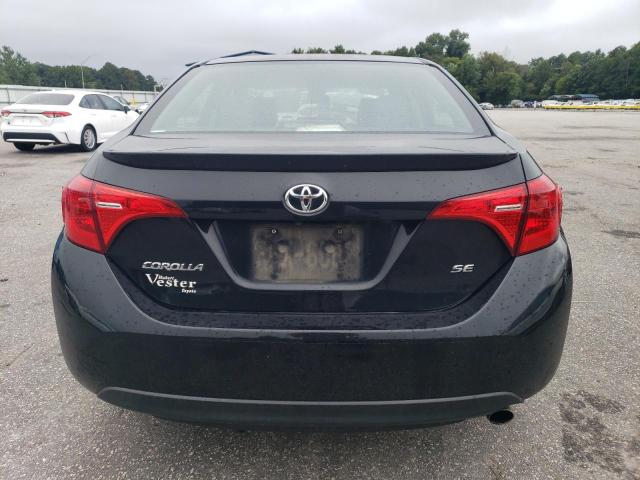 5YFBURHE5JP833544 - 2018 TOYOTA COROLLA L BLACK photo 6