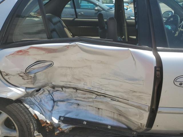 2G4WF551X21291617 - 2002 BUICK REGAL GS SILVER photo 10