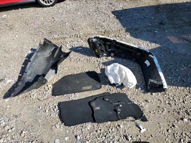 1C4JJXP69NW137138 - 2022 JEEP WRANGLER U SAHARA 4XE WHITE photo 13