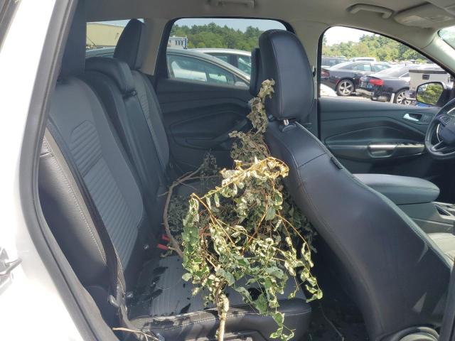 1FMCU9GD2JUC65989 - 2018 FORD ESCAPE SE Weiß Foto 11