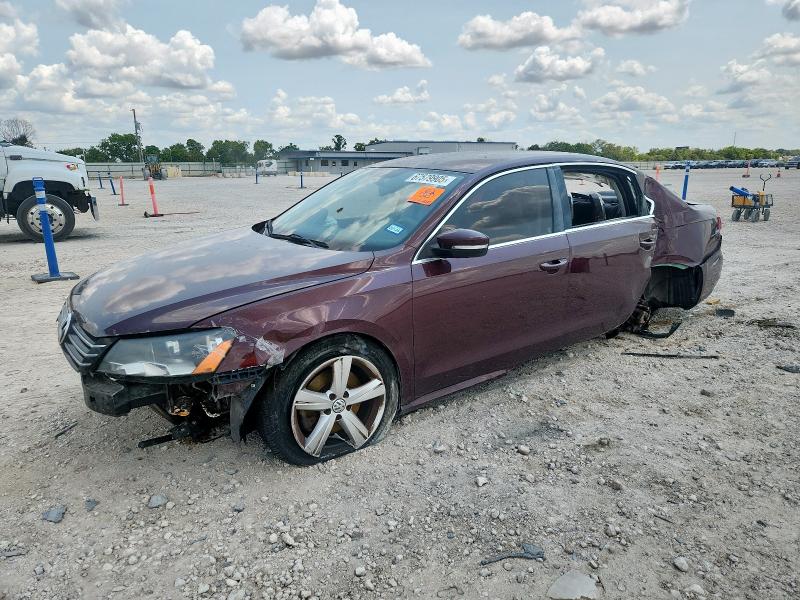 2013 VOLKSWAGEN PASSAT SE, 