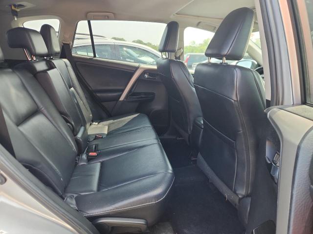 2T3DFREVXJW798903 - 2018 TOYOTA RAV4 LIMITED Srebrny zdjęcie 10