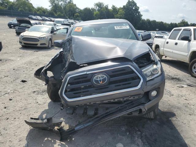 5TFAZ5CN1JX060053 - 2018 TOYOTA TACOMA DOUBLE CAB GRAY photo 5