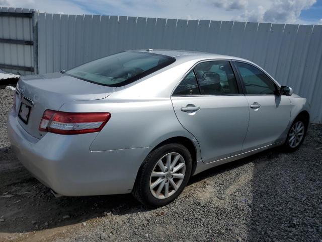 4T4BF3EK6AR046673 - 2010 TOYOTA CAMRY BASE SILVER photo 3