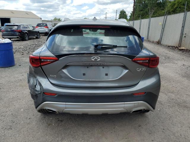 SJKCH5CR4HA029226 - 2017 INFINITI QX30 BASE GRAY photo 6