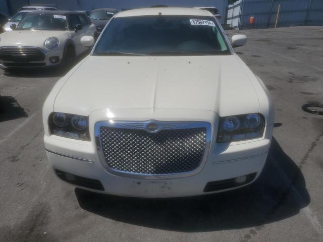 2C3KA53V69H545689 - 2009 CHRYSLER 300 TOURING WHITE photo 5