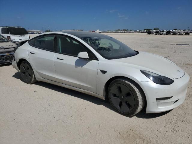 5YJ3E1EA3NF102875 - 2022 TESLA MODEL 3 WHITE photo 4