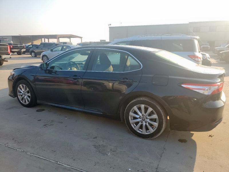 JTNB11HK0J3027499 - 2018 TOYOTA CAMRY L GREEN photo 2