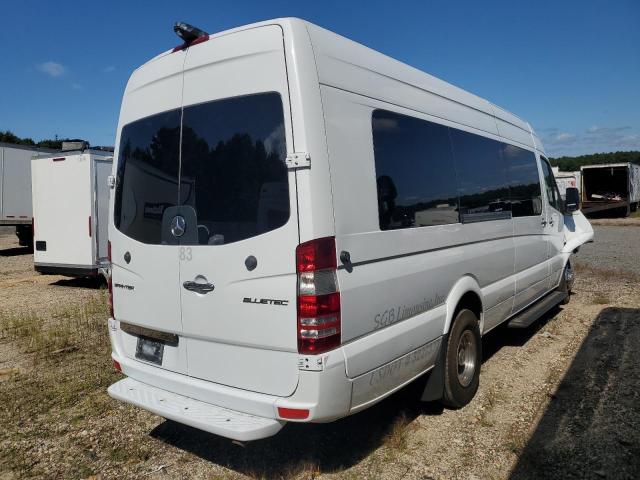 WD3PF4CC3E5879329 - 2014 MERCEDES-BENZ SPRINTER 3500 WHITE photo 3