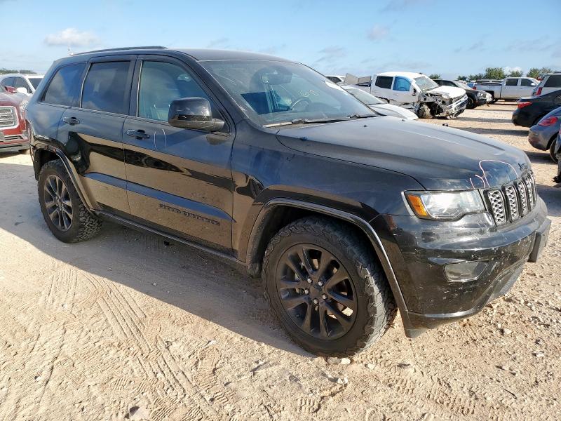 1C4RJFAG3KC805365 - 2019 JEEP GRAND CHER LAREDO BLACK photo 4