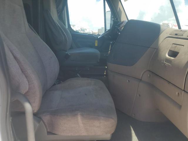 3AKJGLDR0GSGP8590 - 2016 FREIGHTLINER CASCADIA 1 WHITE photo 6