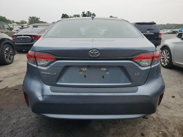 5YFEPRAE5LP074394 - 2020 TOYOTA COROLLA LE Blau Foto 6